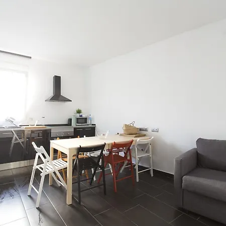 Apartment Falcon House Luxury Center